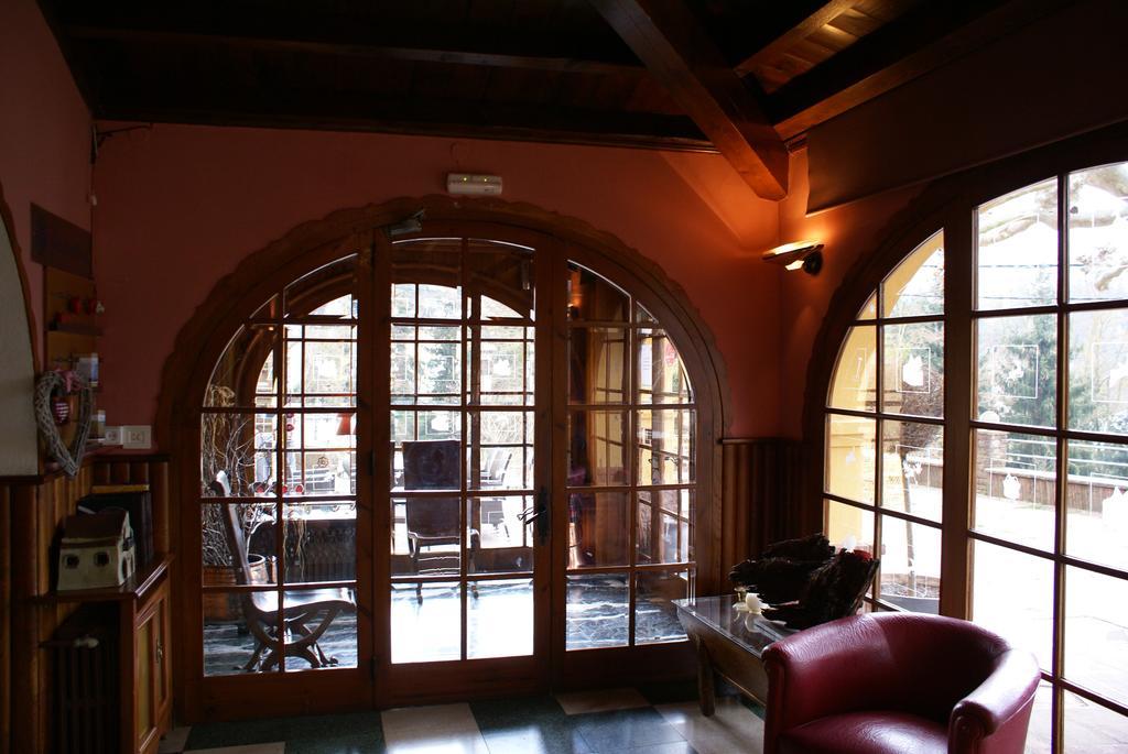 Hostal De La Gloria Viladrau Zewnętrze zdjęcie