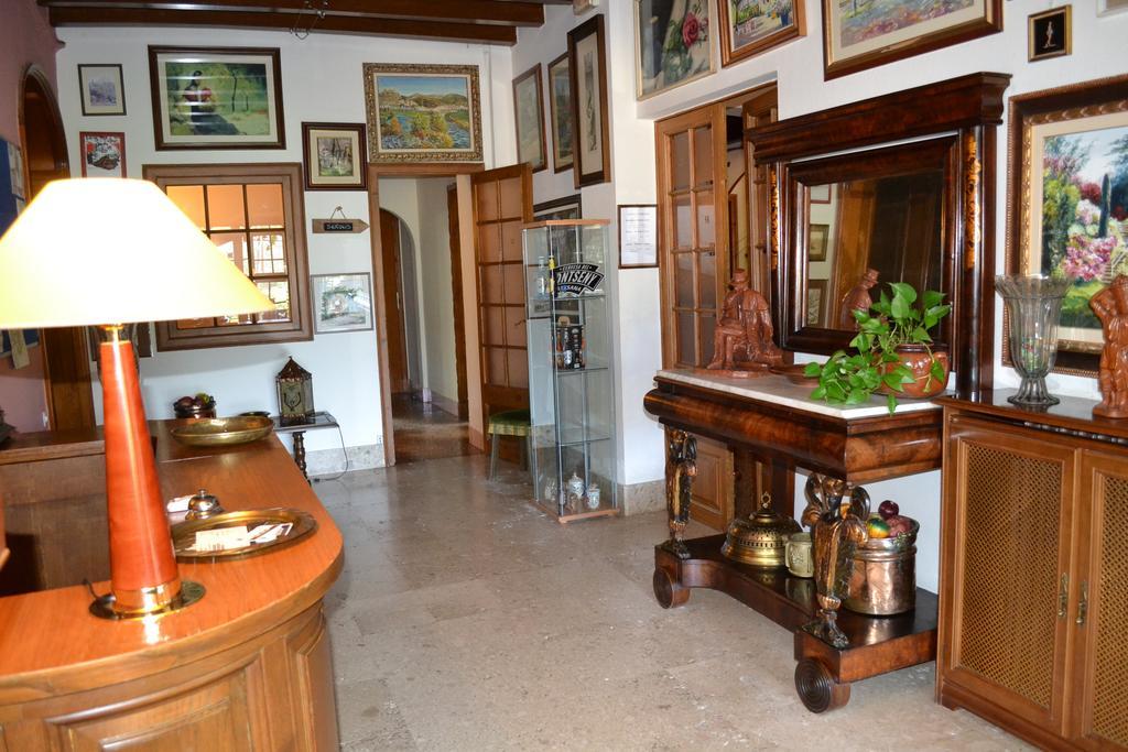 Hostal De La Gloria Viladrau Zewnętrze zdjęcie