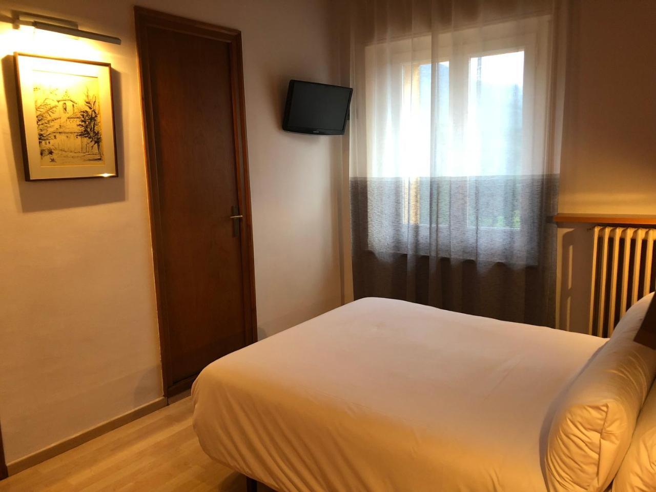 Hostal De La Gloria Viladrau Zewnętrze zdjęcie